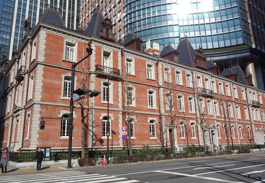 Red brick Mitsubishi Ichigokan Museum building exterior in Marunouchi Tokyo on a sunny day