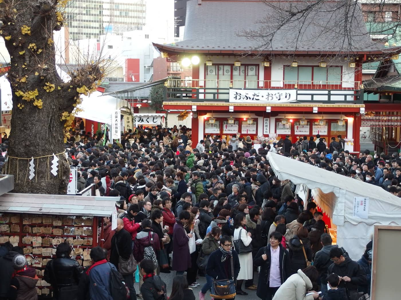 New Year crowds filling the grounds of Kanda Myojin shrine for hatsumode